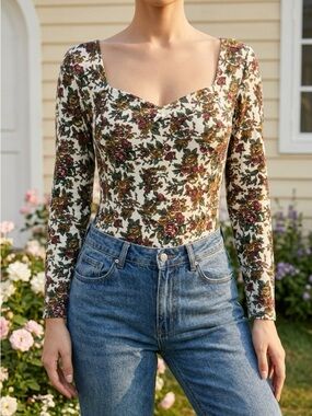 HER Floral Square Neck Top Medium Cream Long Sleeve Fitted Stretch Granny Core